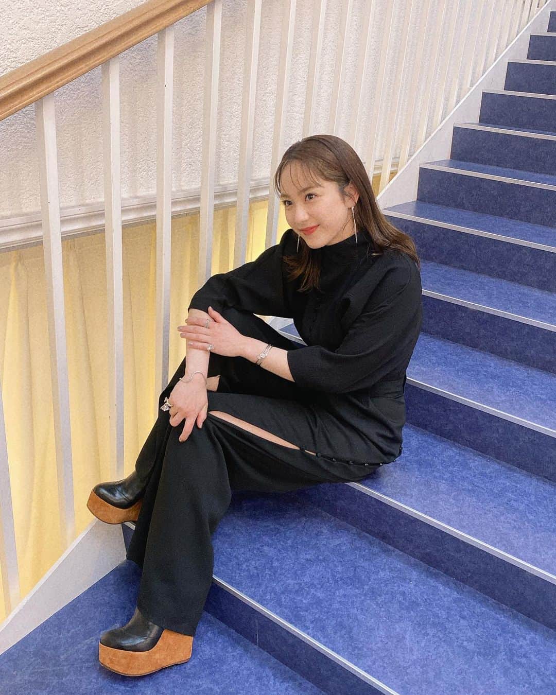 平祐奈のインスタグラム：「🏹 今年もミス•ティーンジャパン開催します！ 沢山のご応募お待ちしております🕺  tops,pants :  @teloplan_official  shoes : @oldceline  accessory : @e.m.__official @flake_jewelry_official  Styled by @limleanlee   #ミスティーンジャパン #演歌の特技披露お待ちしてます」