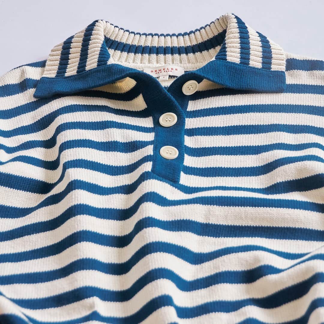 デミリーのインスタグラム：「A classic, graphic stripe in an easy, boxy silhouette—meet Hedy Stripe Top」