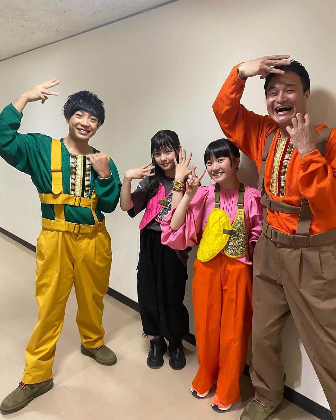 のインスタグラム：「天才てれびくんの生放送でした。 蛙亭さんも来て下さって最高でした！ みなさんまた見てください！」