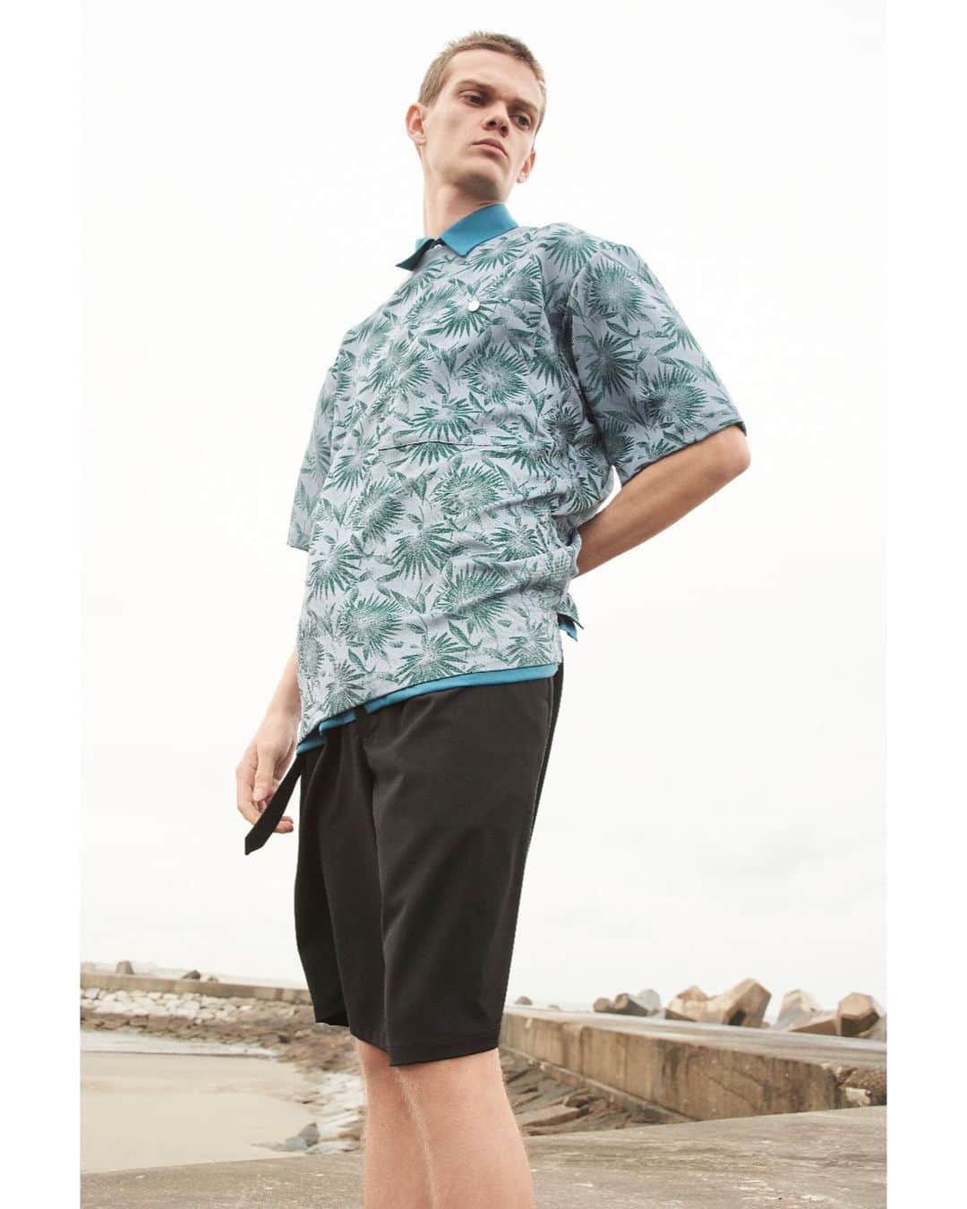 LOVELESS/GUILD PRIME 公式アカウントのインスタグラム：「『 LOVELESS 』  LOVELESS 2023 SUMMER MEN&WOMEN  Tops / LOVELESS ￥15,400 (61P-55-132-23) Shirt / LOVELESS ￥22,000 (61M-89-144-73) Pants / LOVELESS ￥22,000 (61R-91-150-09)  プロフィールURL内「FEATURE」でLOOKをご覧いただけます。」