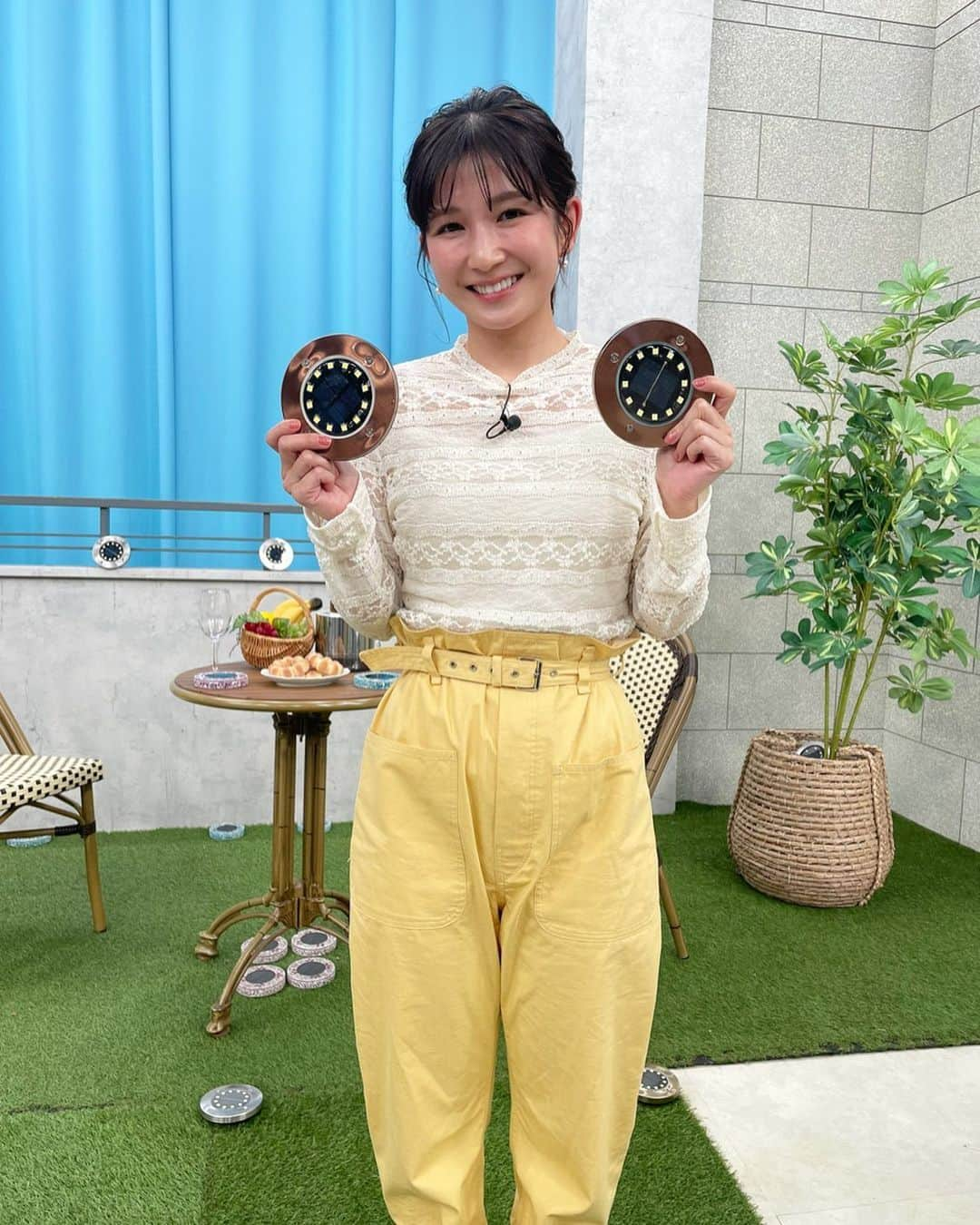 小西ゆりなさんのインスタグラム写真 - (小西ゆりなInstagram)「本日朝から夜まで、QVC today's plusにて、ソーラーライトをご紹介させていただきだきました📺 本日限りの特別プライスでご購入できるのも残り数時間となりました💦 迷われている方はお早めに☺️ 沢山のご注文ありがとうございました🙇‍♀️✨ #qvc #qvcジャパン #小西ゆりな #浅井企画 #商品アドバイザー #生放送 #テレビショッピング #通販番組 #ソーラーライト #特別価格 #ご注文はお早めに」4月27日 21時31分 - yurina_konishi