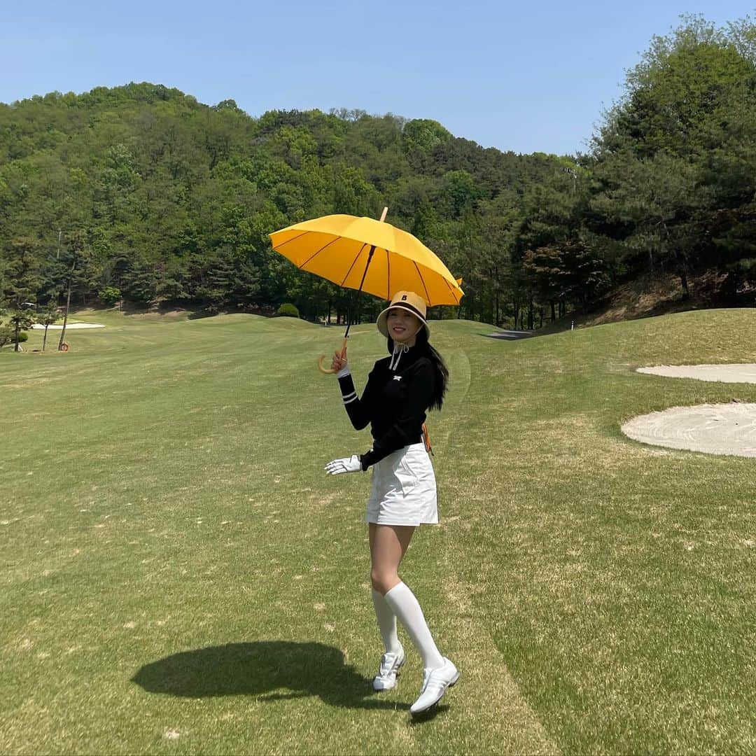 リュ・ヒョヨンさんのインスタグラム写真 - (リュ・ヒョヨンInstagram)「#⛳️ #golf  #Bogner」4月27日 21時37分 - ryuhyoyoung93