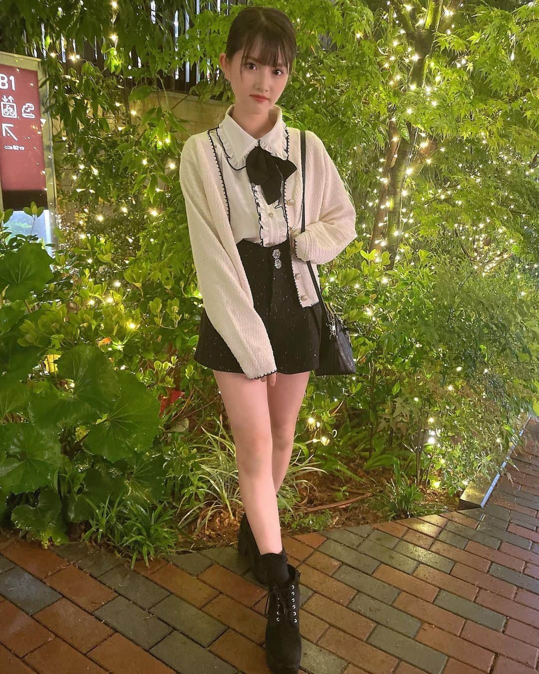 工藤咲姫のインスタグラム：「𝙏𝙝𝙪𝙧𝙨𝙙𝙖𝙮〜おつかれさま☕️🌿  連日のテストでお疲れちゃん❤︎ 今日は早めに休みます🐿💤  明日は平日𝙻𝚊𝚜𝚝〜‪‪.ᐟ.ᐟ 𝐅𝐫𝐢𝐝𝐚𝐲も頑張ろうね✊🏻🎀   #英語苦手  #明日も頑張ろう  #jk  #fjk  #工藤咲姫」