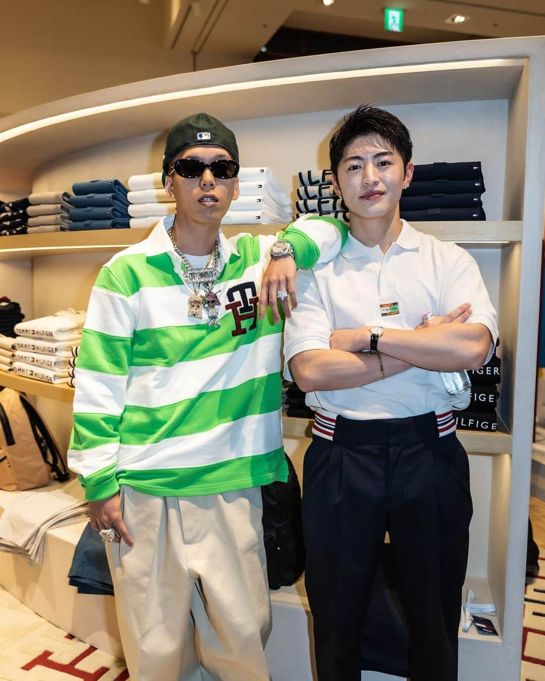 JP THE WAVYさんのインスタグラム写真 - (JP THE WAVYInstagram)「🐍🐍🐍 #TommyHilfiger #ClassicsReborn #表参道トミー前 @tommyhilfiger」4月27日 21時46分 - sorry_wavy