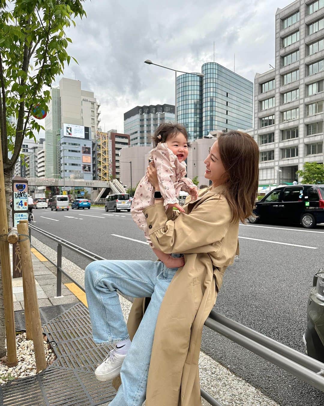 志田友美（ゆうみん）のインスタグラム：「娘の表情がサイコーだから見て👧🏻笑 毎日笑わせてくれますわ🤣  👧🏻 @shein_japan ✔︎12063888  Code→yuumi  #SHEIN #SHEINforAll」