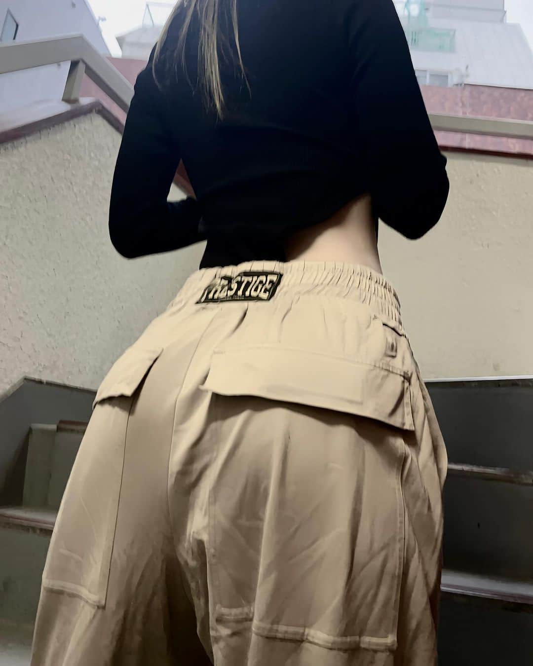 生田千秋さんのインスタグラム写真 - (生田千秋Instagram)「ウエストの紐2本なの良い🫶 @prestigeapparel_official   #プレステージアパレル #prestigeapparel #プレステージ #prestige」4月27日 21時50分 - maechi_0815