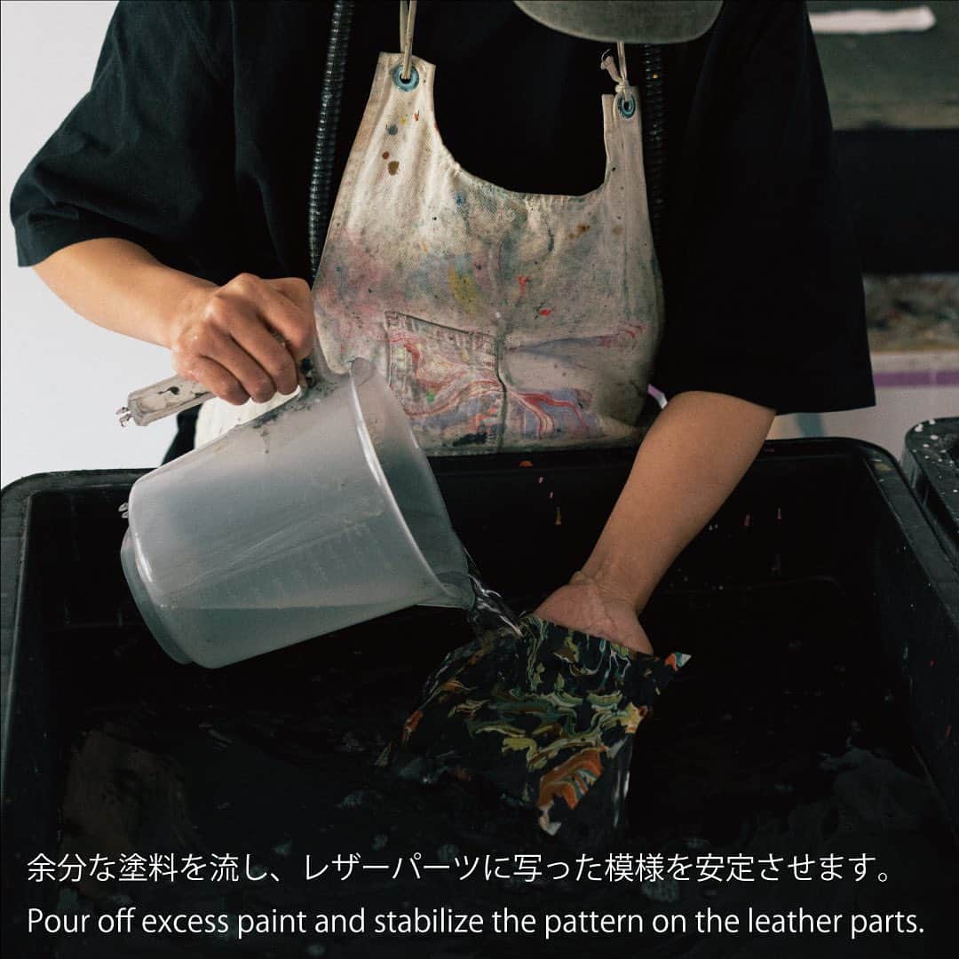 吉田カバン 表参道さんのインスタグラム写真 - (吉田カバン 表参道Instagram)「「DWS in the PORTER Gallery 1」  日本の伝統技術「墨流し」の技法を改良し再解釈した「色流し（しきながし）」という独自のペイントスタイルで活動する「極彩色流シ表現集団」"DWS"（Dirty Workers Studio Japan）のイベントを開催します。  開催場所：PORTER OMOTESANDO the PORTER Gallery 1 開催期間：2023年4月29日（土）〜5月8日（月）  このイベントでは「DWS × PORTER」のコラボレーションアイテムを発売いたします。バッグの一部にDWSが一点一点ペイントを施したレザーパーツを採用したスペシャルアイテムです。  ・2WAY DUFFLE BAG ￥121,000-(tax included) KHAKI  ・BACK PACK ￥96,800-(tax included) BLACK  ・WAIST BAG ￥55,000-(tax included) BLACK、KHAKI  ・TOOL BAG ￥55,000-(tax included) BLACK、KHAKI  ・LAPTOP CASE ￥50,600-(tax included) KHAKI  ・MOBILE SHOULDER BAG ￥46,200-(tax included) BLACK、KHAKI  ※こちらのアイテムはすべての柄が異なります。 ※コラボレーションアイテムはPORTER OSAKAとPORTER GINZAでも発売いたします。  4月29日（土）・30日（日)はDWSメンバーによる「色流し」を目の前で体験できるペイントイベントを開催いたします。DWSが作り出す色鮮やかな世界観をお楽しみください。  ぜひこの機会にお立ち寄りください。 スタッフ一同、皆様の御来店を心よりお待ちしております。  本イベントでコラボレーションアイテムをご購入いただいたお客様に、DWSがペイントを手掛けたスペシャルアイテムをプレゼントいたします。  ※カラーの配色などをお選びいただき、目の前でペイントをお楽しみいただけます。 ※ペイントにはお時間がかかるため、お待ちいただく場合がございます。 ※数量限定のため、スペシャルアイテムのお渡しができない場合もございます。  DWSはこちら https://www.instagram.com/dwsjapan/  PORTER OMOTESANDOはこちら https://www.yoshidakaban.com/shopinfo/omotesando/  #yoshidakaban #porter #porterflagshipstore #omotesando #dws #dirtyworkersstudiojapan #吉田カバン #ポーター #ポーターフラッグシップストア #表参道」4月27日 21時50分 - porter_flagship_store