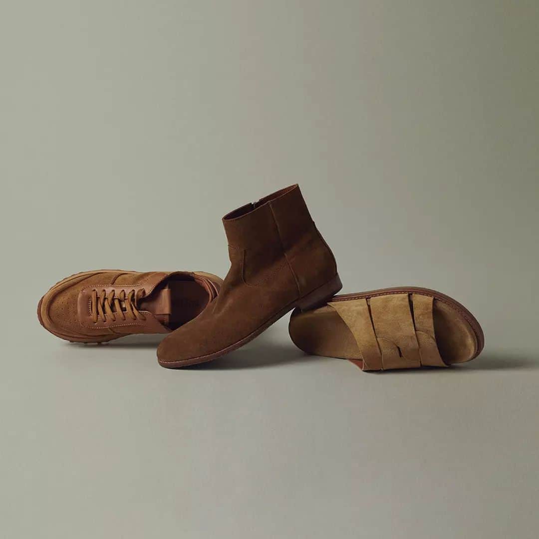のインスタグラム：「Brown selection: magnetic and irresistible attitude for him and for her. Discover on buttero.it  #Buttero #ButteroFamily」