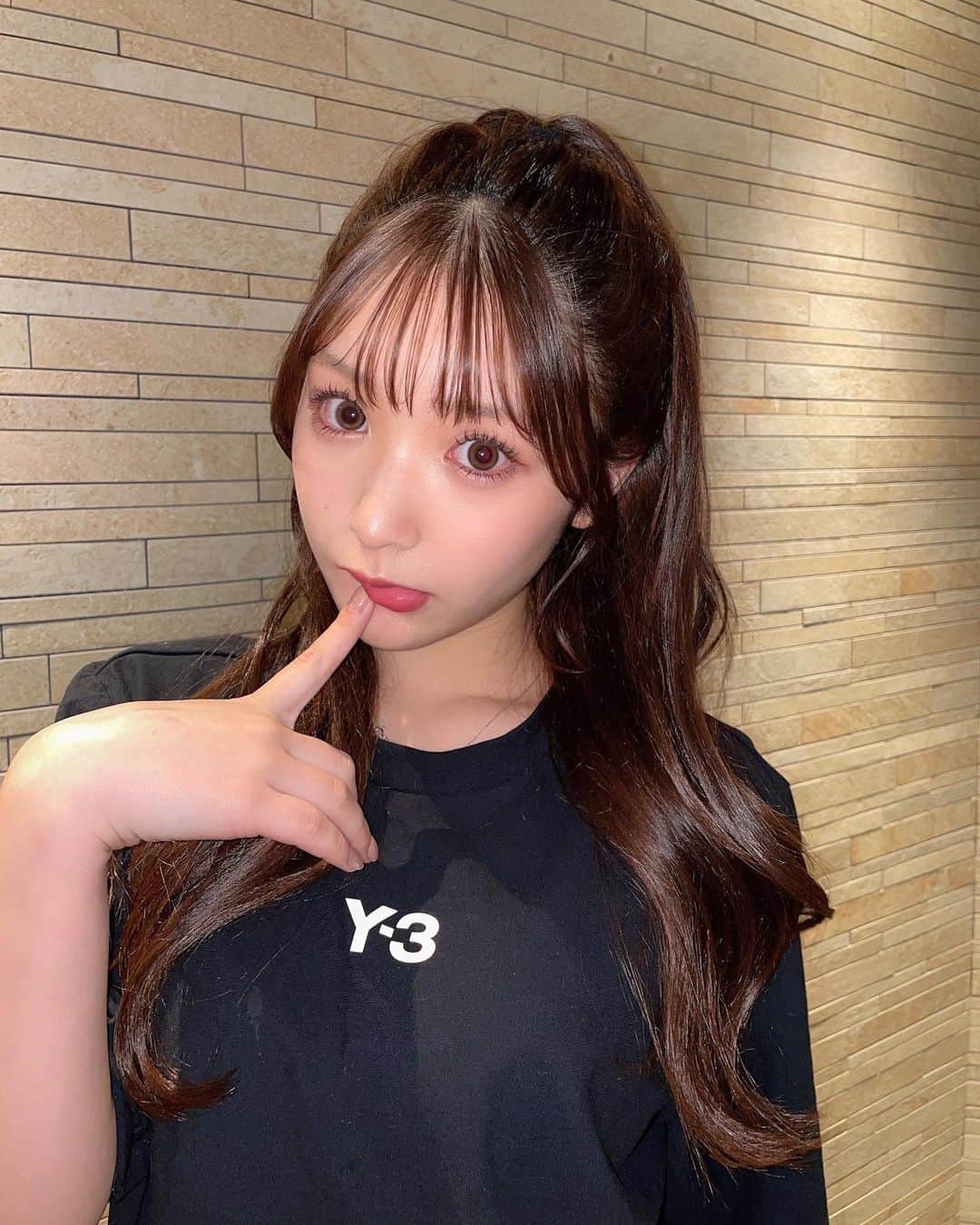 藤園麗さんのインスタグラム写真 - (藤園麗Instagram)「手の癖...😂 . 今日のレッスンも頑張ったよー！！」4月27日 23時02分 - reifujizono_official