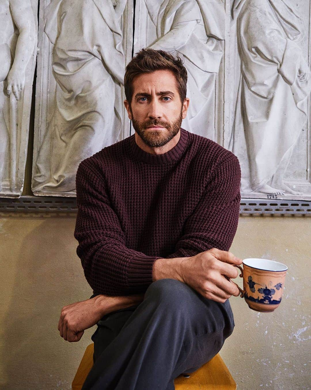 ジェイク・ジレンホールさんのインスタグラム写真 - (ジェイク・ジレンホールInstagram)「Everyday Art, Everyday Life. Jake Gyllenhaal is the official talent of the new Oriente Italiano campaign, photographed by @graysorrenti   #Ginori1735 #JakeGyllenhaal #design #art #madeinitaly #porcelain #handmade #OrienteItaliano」4月27日 23時00分 - jakegyllenhaal