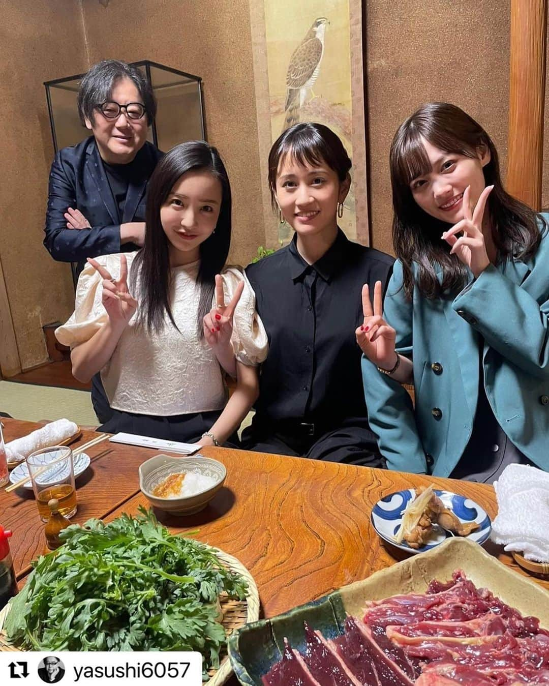 板野友美さんのインスタグラム写真 - (板野友美Instagram)「🫶🏻懐メン+推しメン＝　好きメン❤️‍🔥 　楽しい時間でした☺️ #Repost yasushi6057 with @use.repost ・・・ #浅草#鴨料理#鷹匠寿#前田敦子#板野友美#山下美月#AKB48#乃木坂46  板野友美が前田敦子と山下美月と一緒にご飯を食べましょうと言うので 、元AKB48のスタッフとみんなで、浅草の鴨料理「鷹匠寿」に行きました。普段は、撮影禁止なのですが、みっちゃんにお願いして特別に撮らせてもらいました。みっちゃん、ありがとう。」4月27日 23時02分 - tomo.i_0703