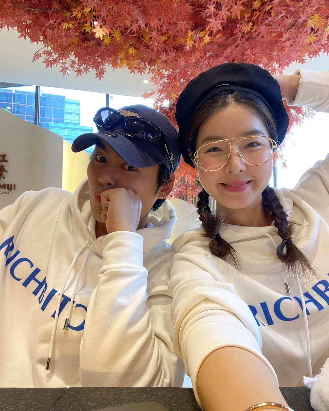 GYEON SEOのインスタグラム：「_* oma date 🖤 . . @momijiomakase  @hunzgmemo」