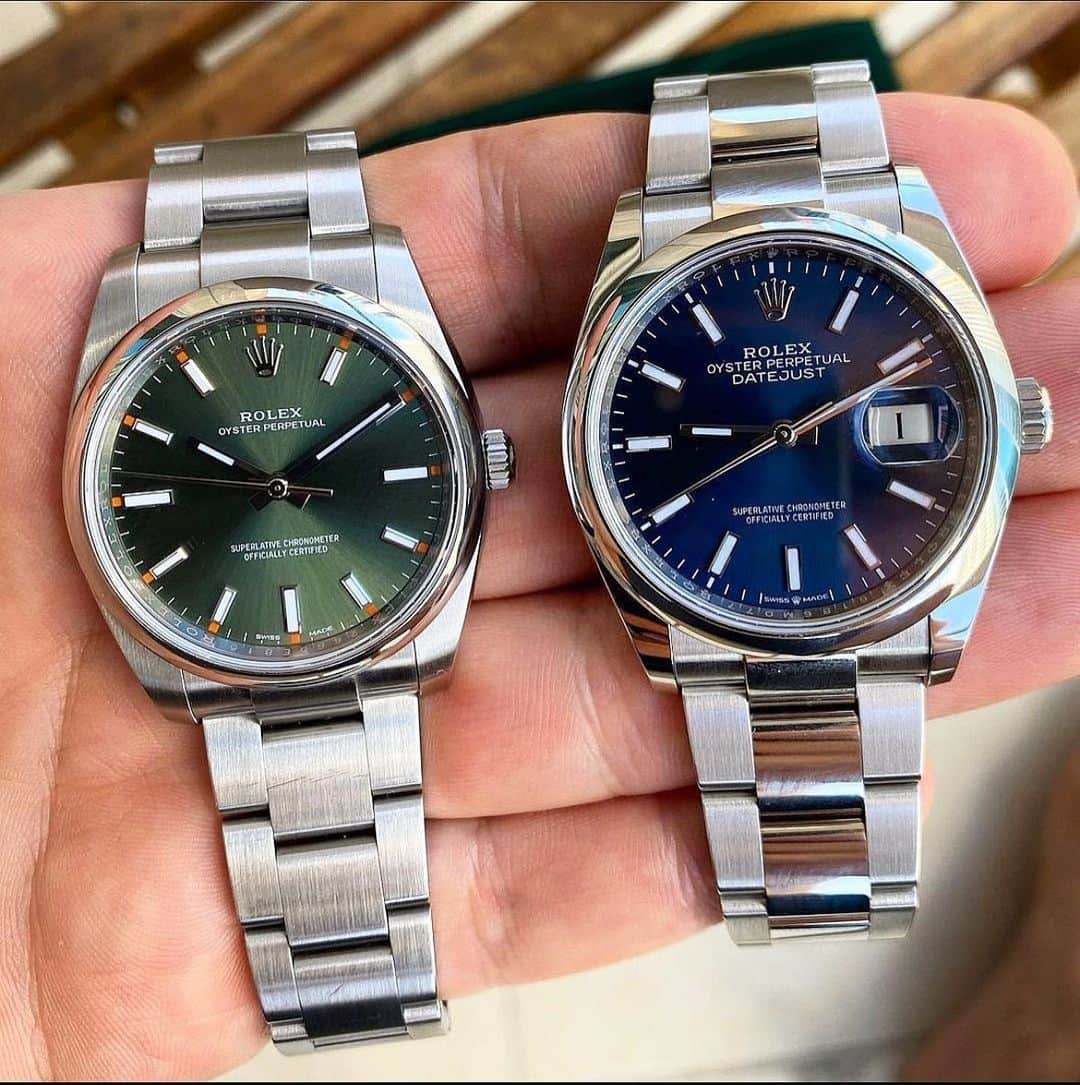 のインスタグラム：「Left or right? Do you prefer the 34mm Rolex Oyster Perpetual with olive green dial or the 36mm Rolex Datejust with blue dial? 🤔 Photo by @watch_idiot_savant」