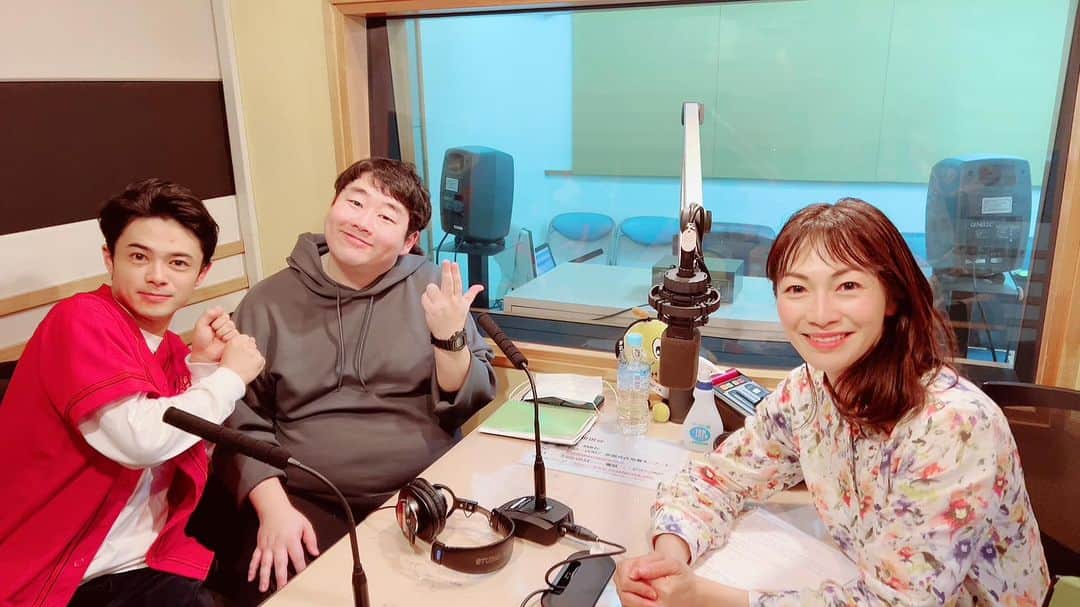 玉城ちはるのインスタグラム：「FM世田谷  「玉城ちはる 心の参観日」 4月29日 毎週土曜日 午前10時～午前10時半  ゲスト：浅井企画 広島わや会 　　　 上木恋愛研究所　ロマンス河野さん 　　　 @masaya91 　　　 グリーンランプ　中村さん 　　　 @IkadouNakamura  ネットラジオでも お聴きいただけます。 radio1.bitmedia.ne.jp/fm834/listener…」