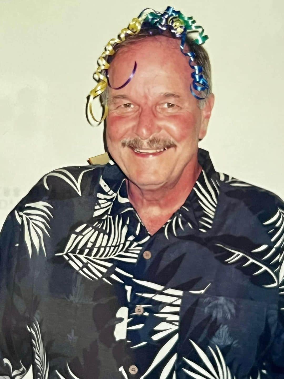 エディ・マクリントックのインスタグラム：「Today, my dad would have been 83.  Miss you, Ted McClintock.」