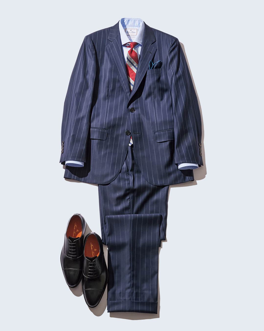 ブルックス ブラザーズさんのインスタグラム写真 - (ブルックス ブラザーズInstagram)「シルクのような光沢と滑らかな風合いが魅力の、Super130’sのウールを使用したスーツ。 洗練されたスーツには、シルク/リネン素材のストライプタイで新鮮さを加えたい。  #BrooksBrothers #ブルックスブラザーズ  #スーツ」4月28日 12時15分 - brooksbrothersjapan