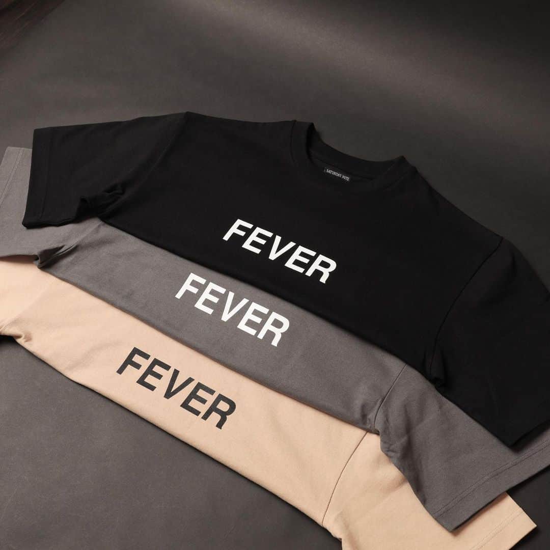 白鳥雪之丞さんのインスタグラム写真 - (白鳥雪之丞Instagram)「SATURDAY NiTE-"FEVER"BIG T SHIRTSになります!! 本日からofficial webshopでもオーダー開始になりますので宜しくお願い致します😊💻  https://tears-of-swan.shop-pro.jp/?pid=174421520 (5月下旬発送開始)  @tears_of_swan  #saturdaynite #fab76 #pocketbigtankshirt  #bigtshirt」4月28日 10時43分 - yukinojoeshiratori