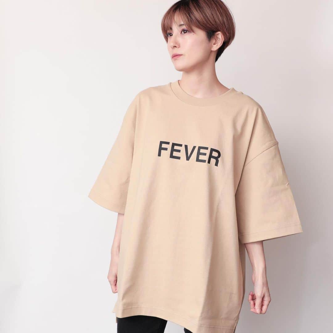 白鳥雪之丞さんのインスタグラム写真 - (白鳥雪之丞Instagram)「SATURDAY NiTE-"FEVER"BIG T SHIRTSになります!! 本日からofficial webshopでもオーダー開始になりますので宜しくお願い致します😊💻  https://tears-of-swan.shop-pro.jp/?pid=174421520 (5月下旬発送開始)  @tears_of_swan  #saturdaynite #fab76 #pocketbigtankshirt  #bigtshirt」4月28日 10時43分 - yukinojoeshiratori