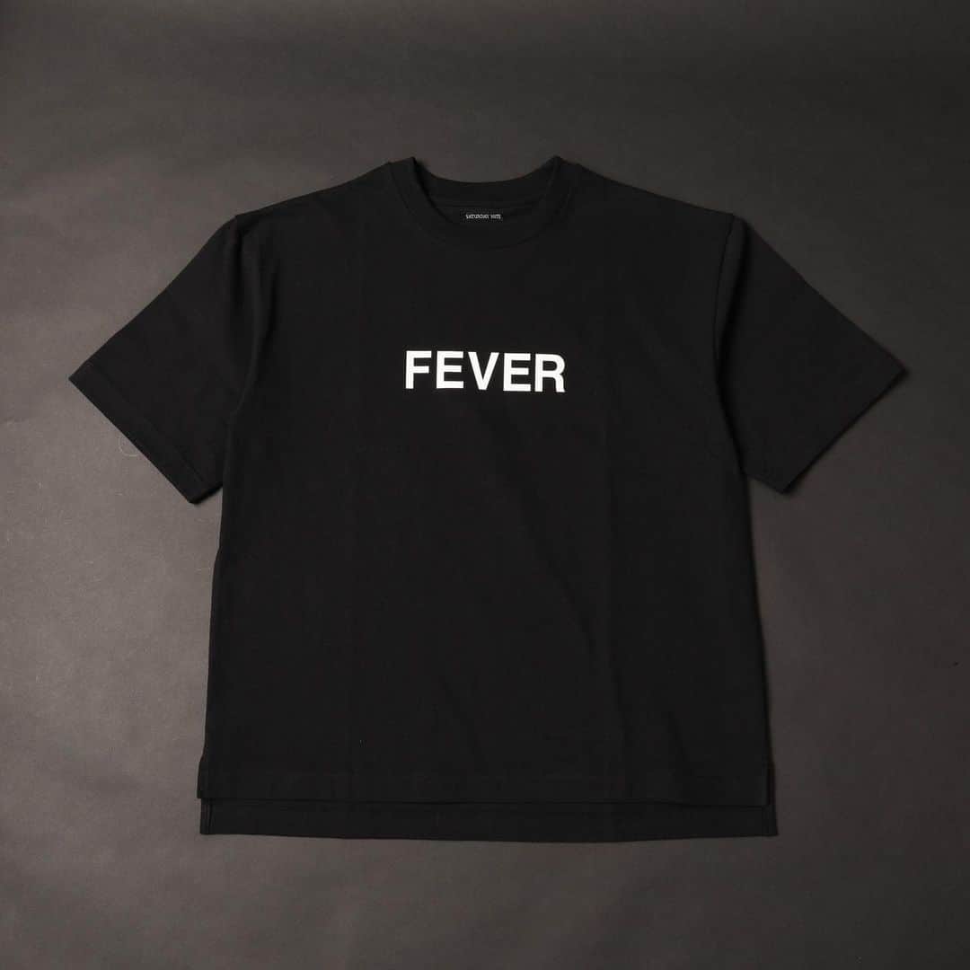 白鳥雪之丞さんのインスタグラム写真 - (白鳥雪之丞Instagram)「SATURDAY NiTE-"FEVER"BIG T SHIRTSになります!! 本日からofficial webshopでもオーダー開始になりますので宜しくお願い致します😊💻  https://tears-of-swan.shop-pro.jp/?pid=174421520 (5月下旬発送開始)  @tears_of_swan  #saturdaynite #fab76 #pocketbigtankshirt  #bigtshirt」4月28日 10時43分 - yukinojoeshiratori