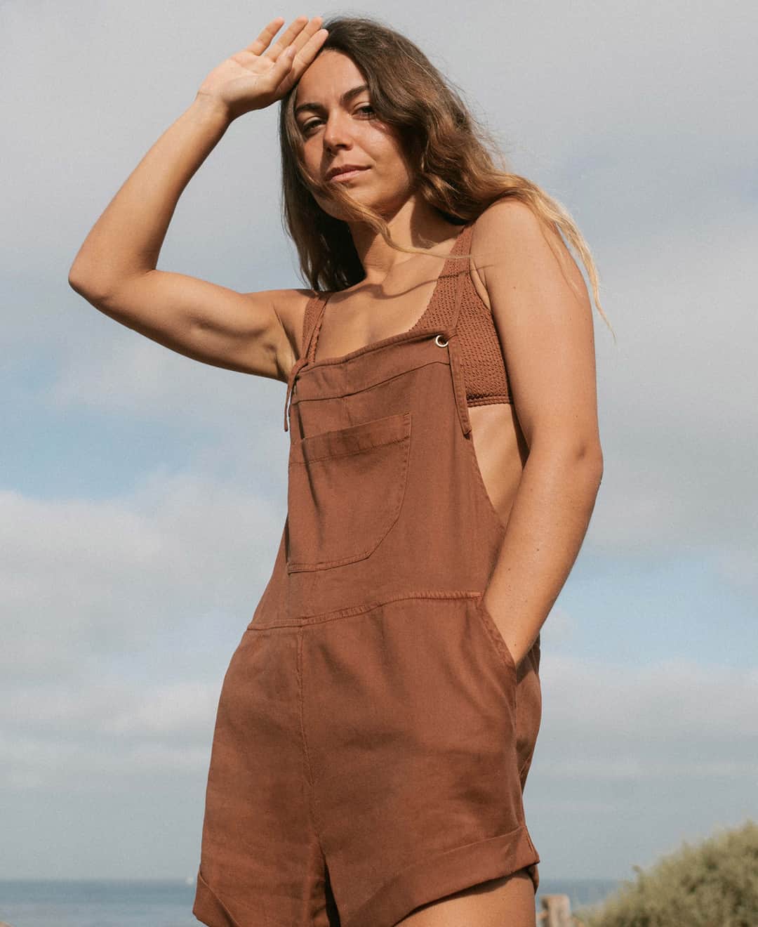 BILLABONG WOMENSのインスタグラム：「From morning coffee to daily trips to the beach, we're living in the Wild Pursuit romper. Now available in all new shades.」
