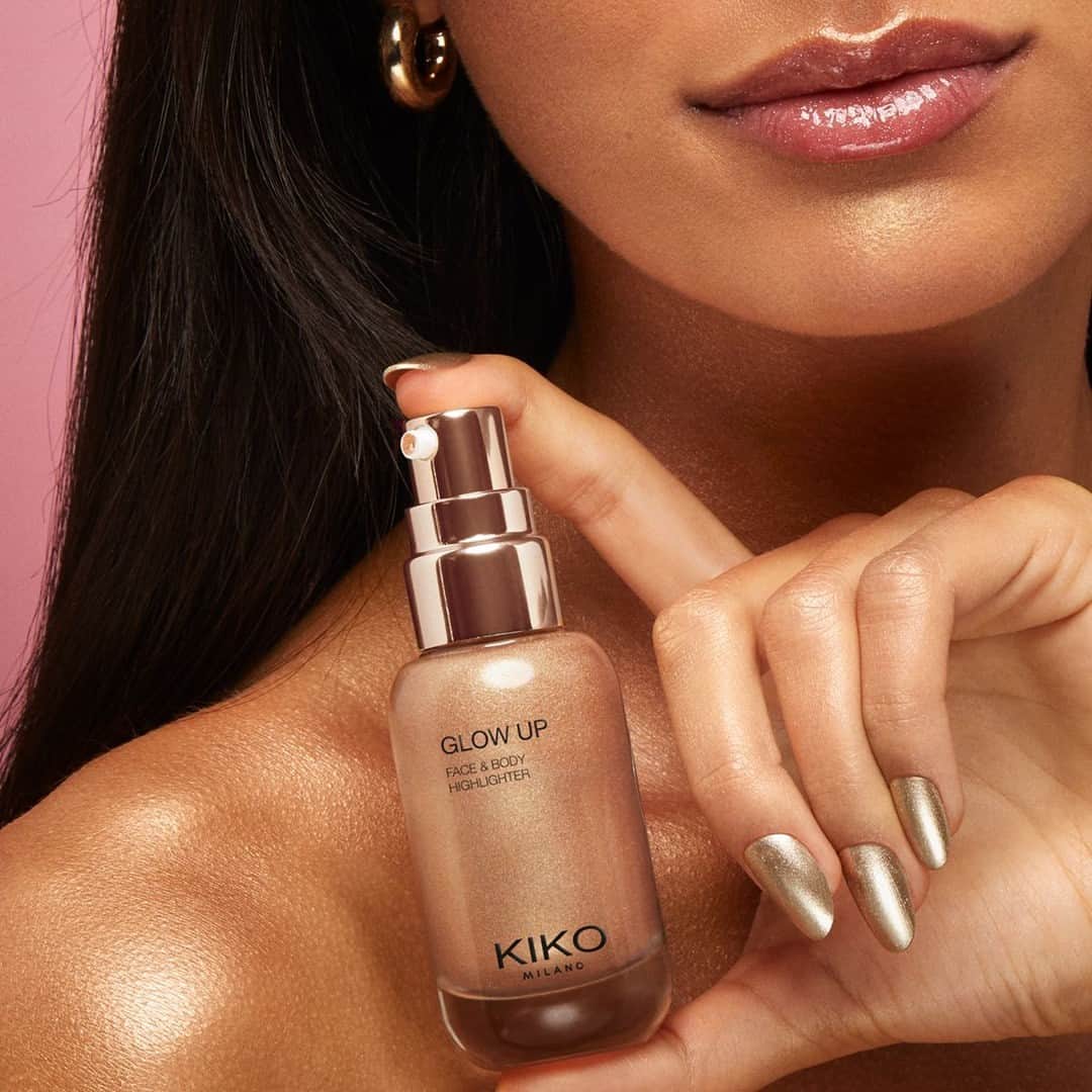 KIKO MILANOさんのインスタグラム写真 - (KIKO MILANOInstagram)「Add a glossy finish to the skin! ✨ Our new Glow Up Face & Body Highlighter promises an enhanced complexion with a sun-kissed effect! ☀️⁣ ⁣ Glow Up Face & Body Highlighter 01 - 3D Hydra Lipgloss 04 - New Power Pro Nail Lacquer 14⁣」4月28日 3時40分 - kikomilano