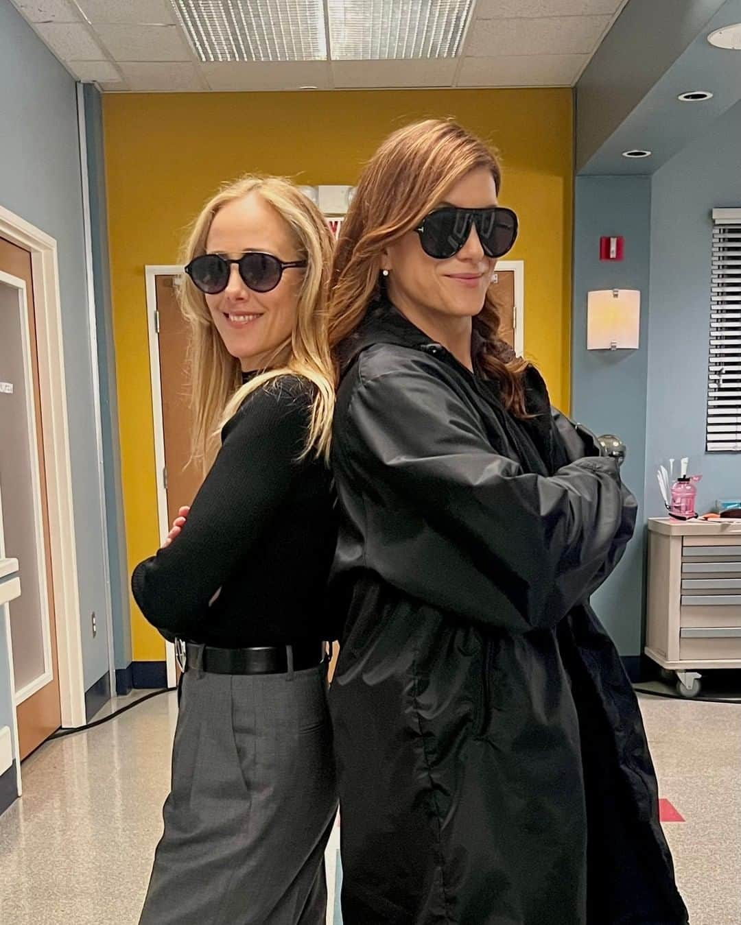 Grey's Anatomyさんのインスタグラム写真 - (Grey's AnatomyInstagram)「A power duo.」4月28日 4時00分 - greysabc