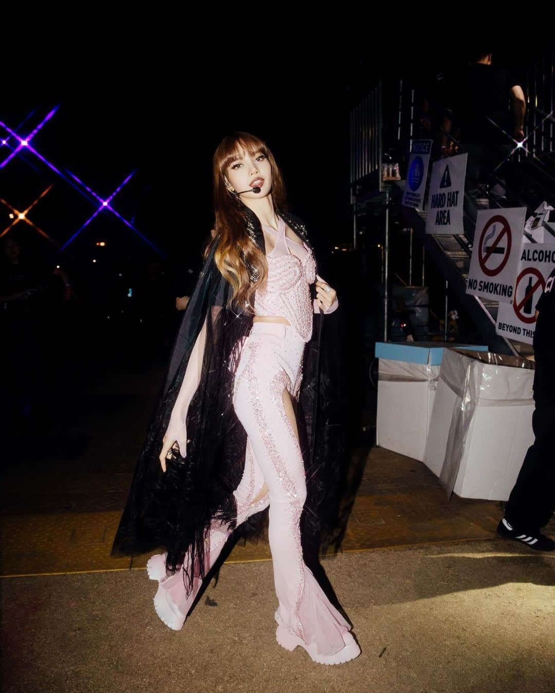 リサさんのインスタグラム写真 - (リサInstagram)「Coachella weekend 2 🦋」4月28日 4時44分 - lalalalisa_m