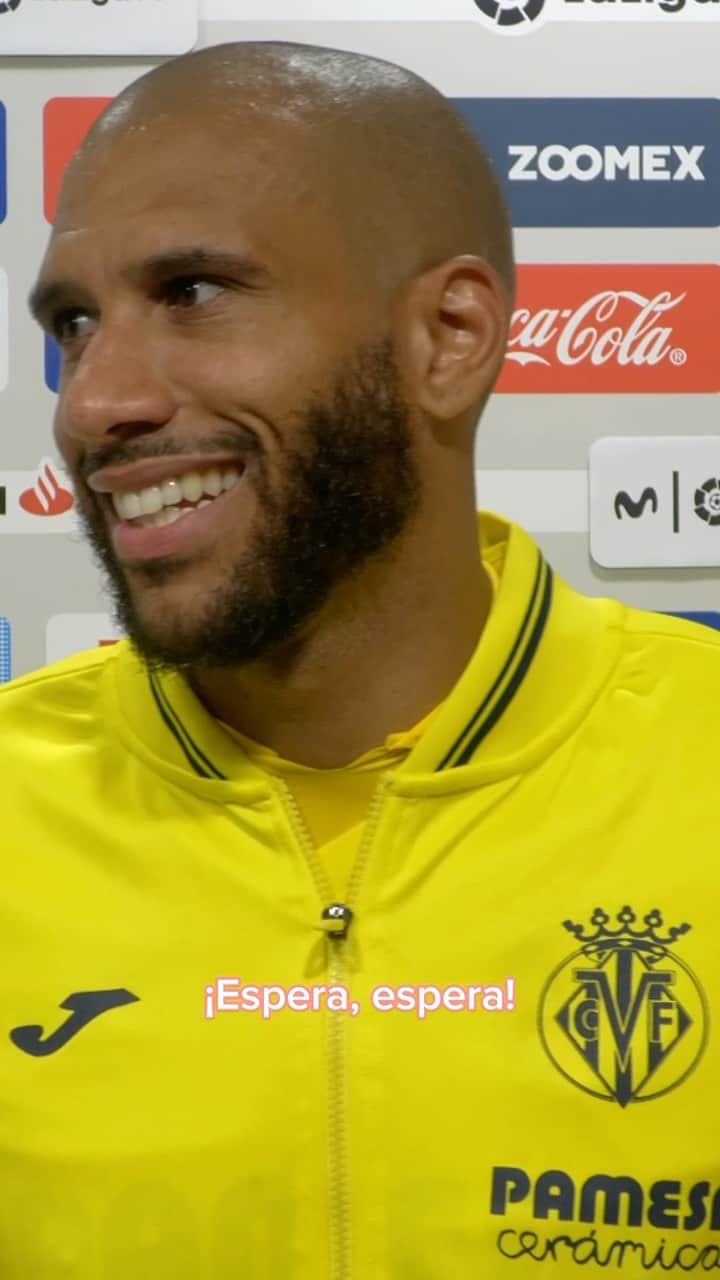 ビジャレアルCFのインスタグラム：「- Roig: ¿Qué querías? ¿Meter tres?  - Capoue: ¡SÍ, CLARO 😂!  #VillarrealEspanyol」