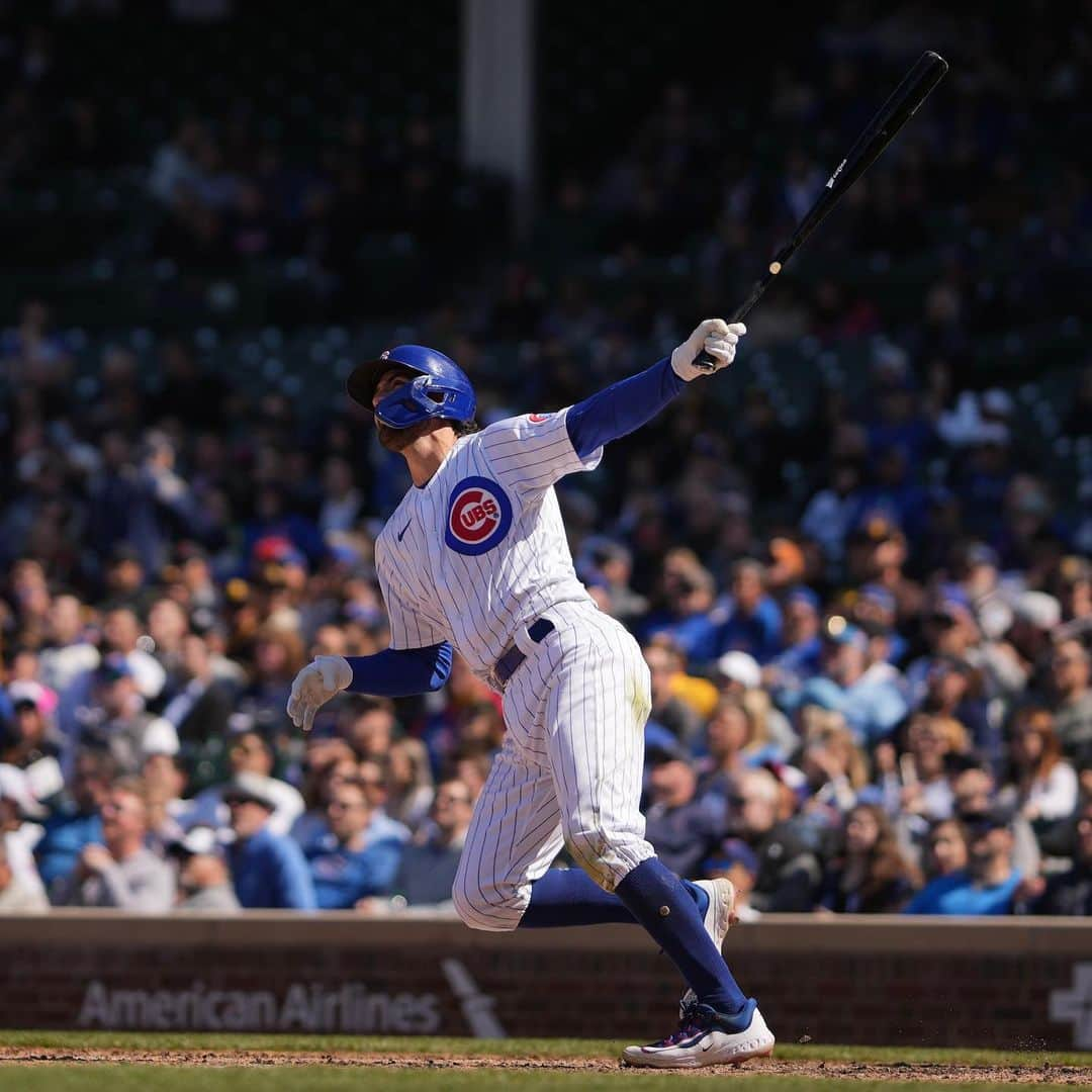 シカゴ・カブスさんのインスタグラム写真 - (シカゴ・カブスInstagram)「🚨We interrupt your Thursday afternoon to bring you the first Dansby Dinger of the season🚨」4月28日 5時48分 - cubs