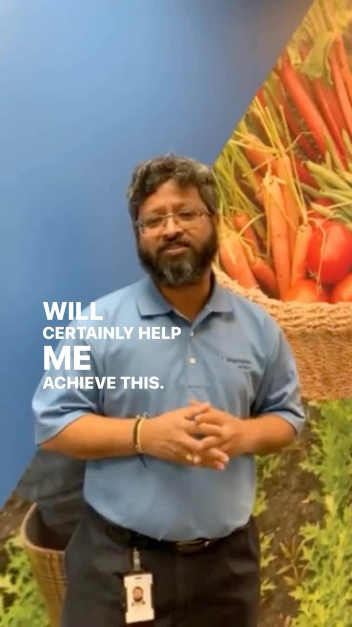 バイエルのインスタグラム：「Climate change and changing weather patterns are among the biggest challenges for food security. Watch this video to find out how innovation can help support health and nutrition and what drives Kishore from our Vegetable Seeds team to work for a more sustainable future.  #TeamBayer #EarthDay2023 #foodsecurity #climatechange」