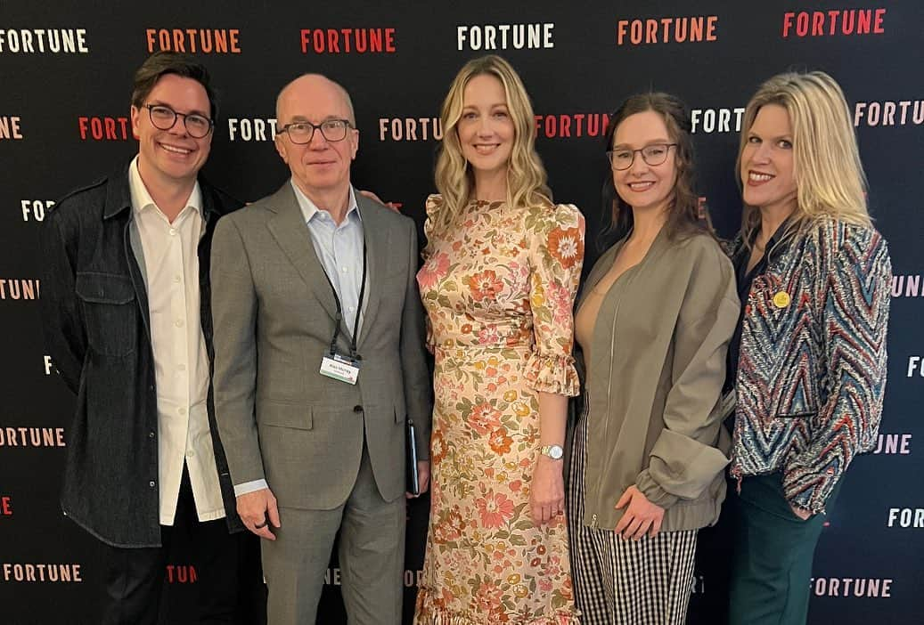 ジュディ・グリアさんのインスタグラム写真 - (ジュディ・グリアInstagram)「What a huge day for me (!!) to be a part of Fortune Magazine’s Brainstorm Health Conference. Swipe ➡️ to see the @wilewomen team together (@corey4scho, @gwendolyn.floyd and @julie_k). I’m so impressed Fortune wants to bring women’s mid-life health to the forefront of the conversation!   #fortune #fortunebrainstorm #wilewomen #womenshealth #christinafarr」4月28日 6時38分 - missjudygreer