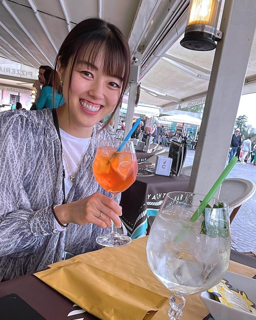 山本麻衣さんのインスタグラム写真 - (山本麻衣Instagram)「. . . 🇮🇹🍕🍝 @shoriiiii15 の試合を観に‼︎ かっこよかった〜😆 雰囲気といい日本と全く違う環境でやってて本当にすごいなって🥹 負けちゃったけど最後の試合現地で応援できてよかった😇  あとは観光〜🇮🇹🥰☺️ どこ行っても映えて最高でした❤️」4月28日 7時11分 - mai.y_23