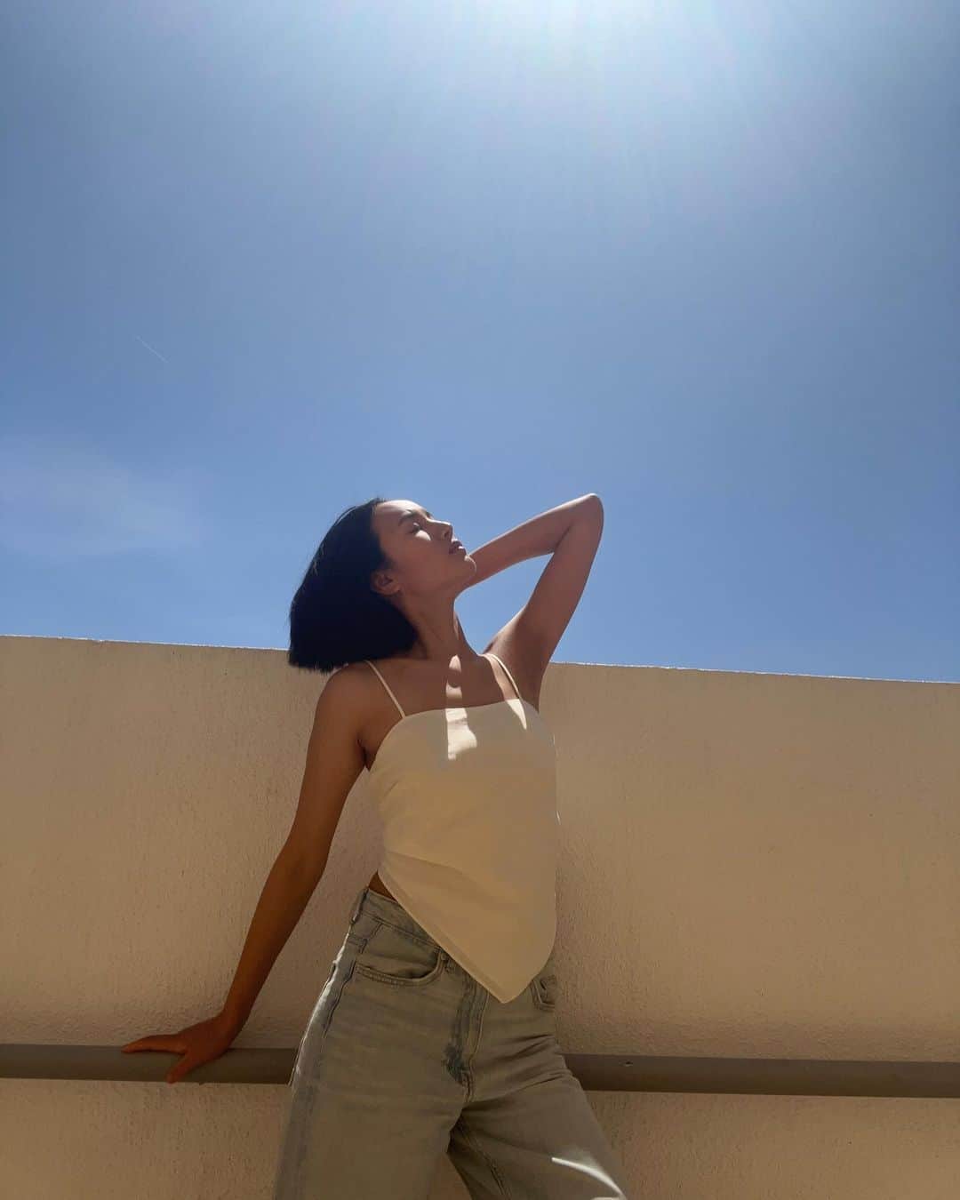 ルピン・ワンのインスタグラム：「It’s summer ☀️」