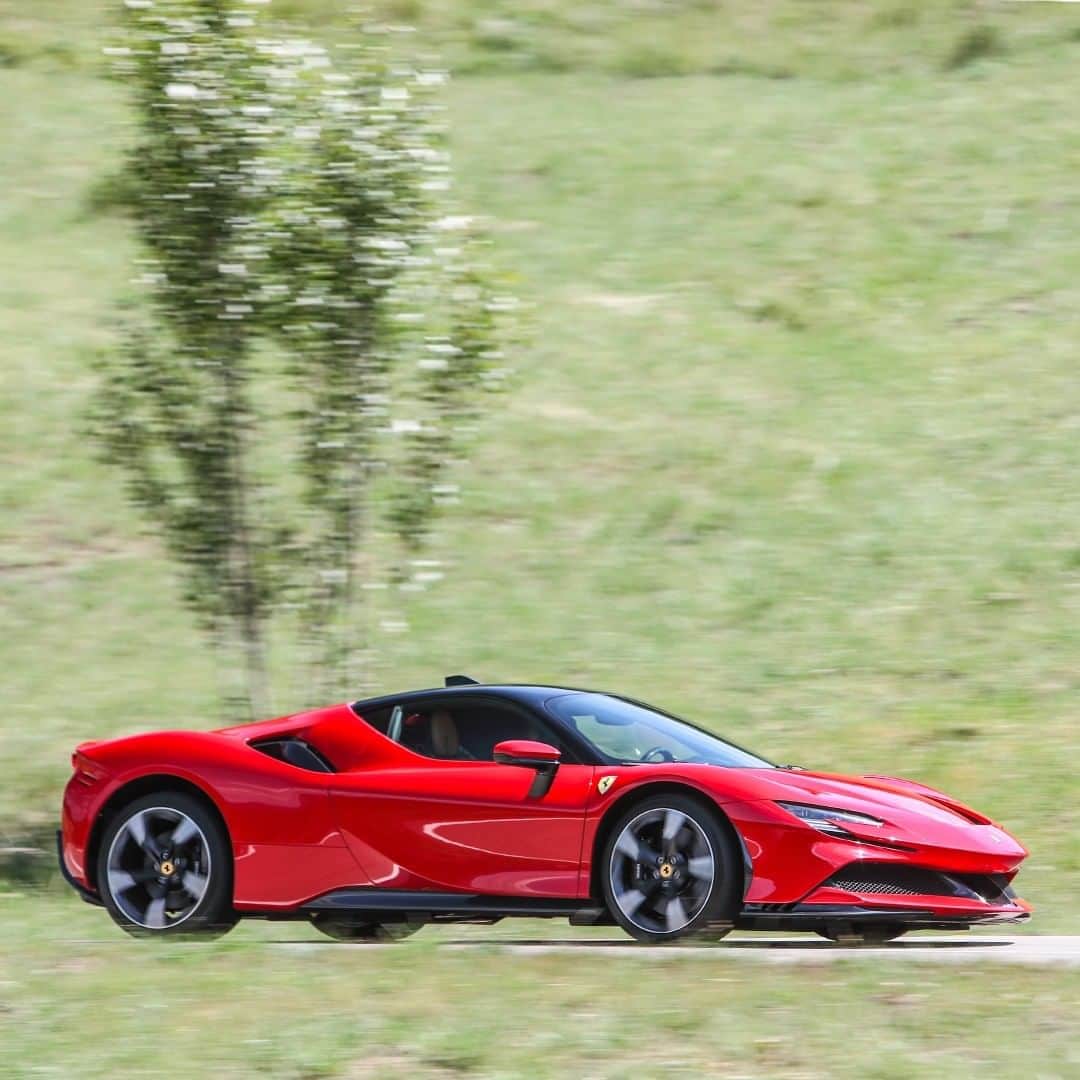Ferrari Japanのインスタグラム