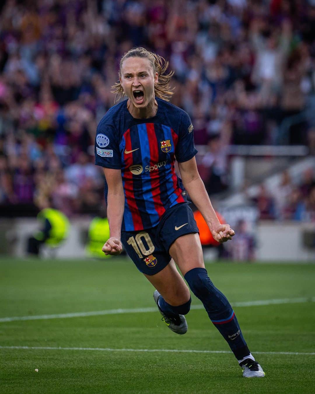 Caroline Graham Hansenのインスタグラム：「VAMOS A LA FINAL! GRACIAS A TODAS! // WE ARE GOING TO EINDHOVEN! #soyculé」