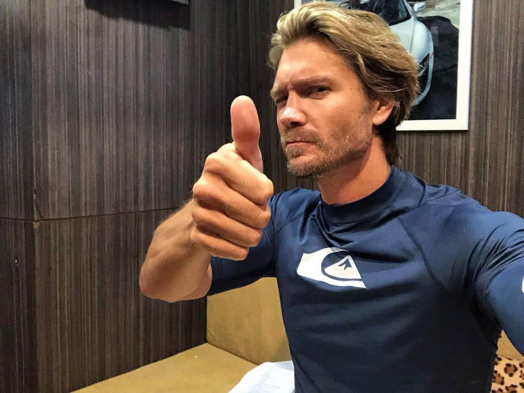 チャド・マイケル・マーレイのインスタグラム：「Sending love to y’all:)」