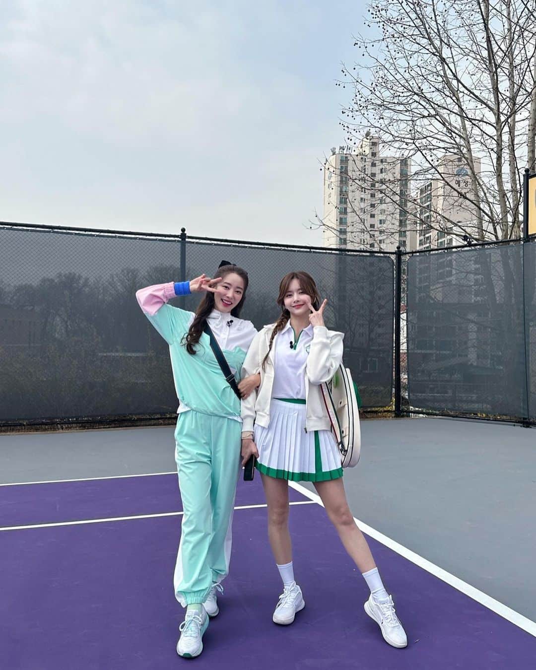 ハン・ボルムのインスタグラム：「#테니스 #내일은위닝샷 본방사수 해주실 분?🎾」