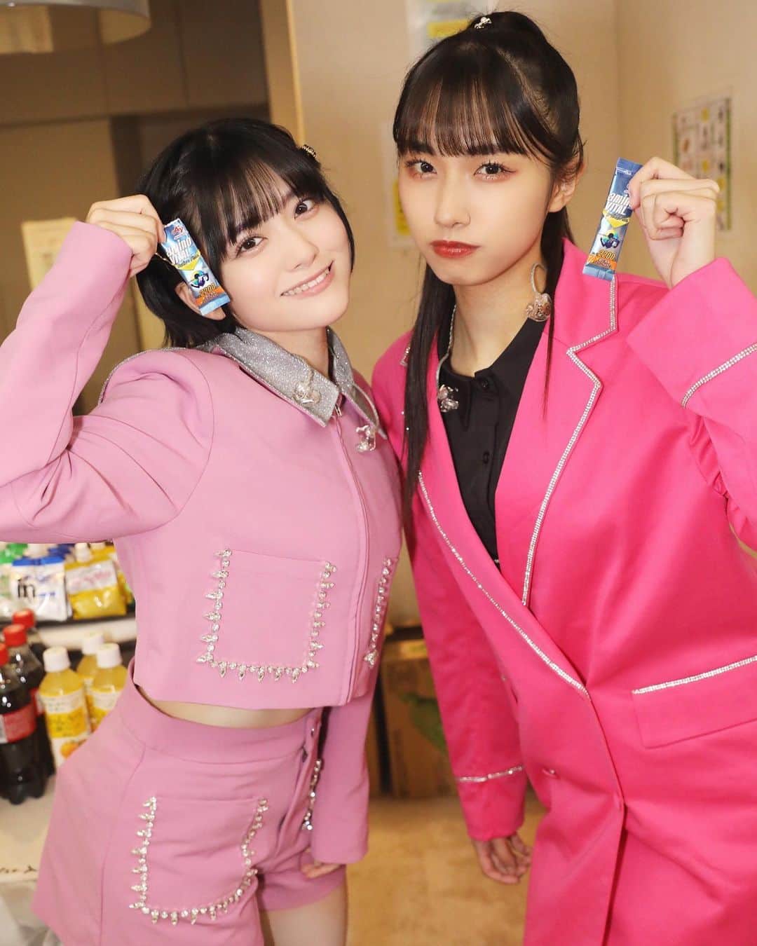 虹のコンキスタドールのインスタグラム：「#虹コンおかわりツアー オフショット📸💪🏻 #虹コン」