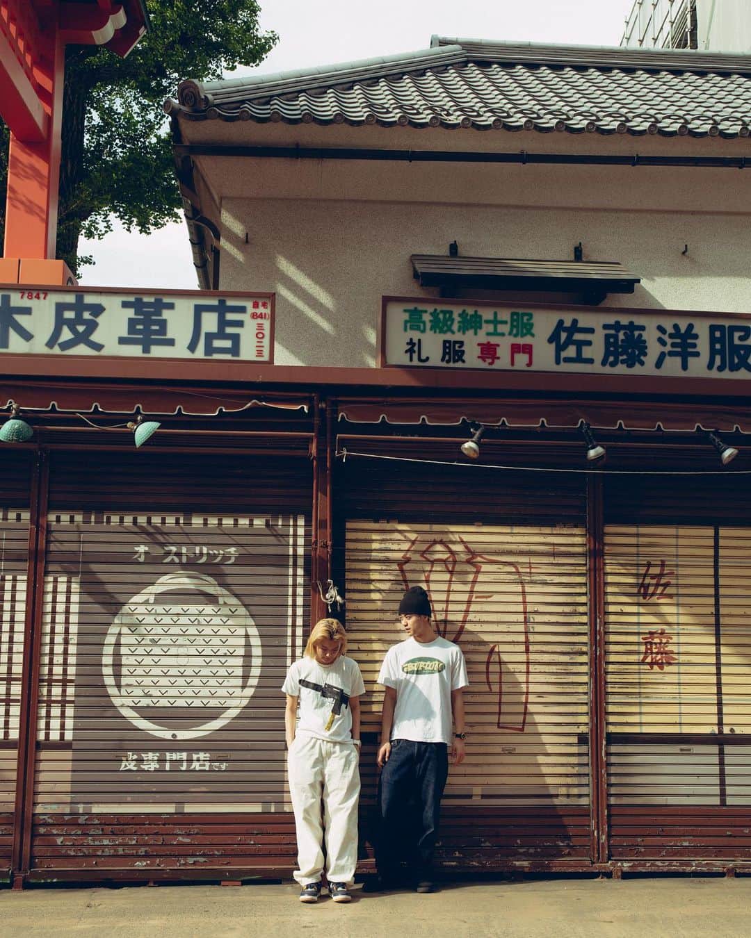 Olliemagazineさんのインスタグラム写真 - (OlliemagazineInstagram)「. 環境問題に向き合った時計が 僕らの日常を支えてくれる -NIXON- Time Teller OPP  @nixon_japan  Photograph _Ryota Chiba Model _ Motoki , Anna  Text&Edit _ Genya Nakamura  #nixon#timetelleropp#olliemagazine#olliemag#ollie#streetculture#street#skateboard#skate#skater#music#hiphop#rap#rapper#art#fashion#graffiti」4月28日 18時57分 - olliemagazine