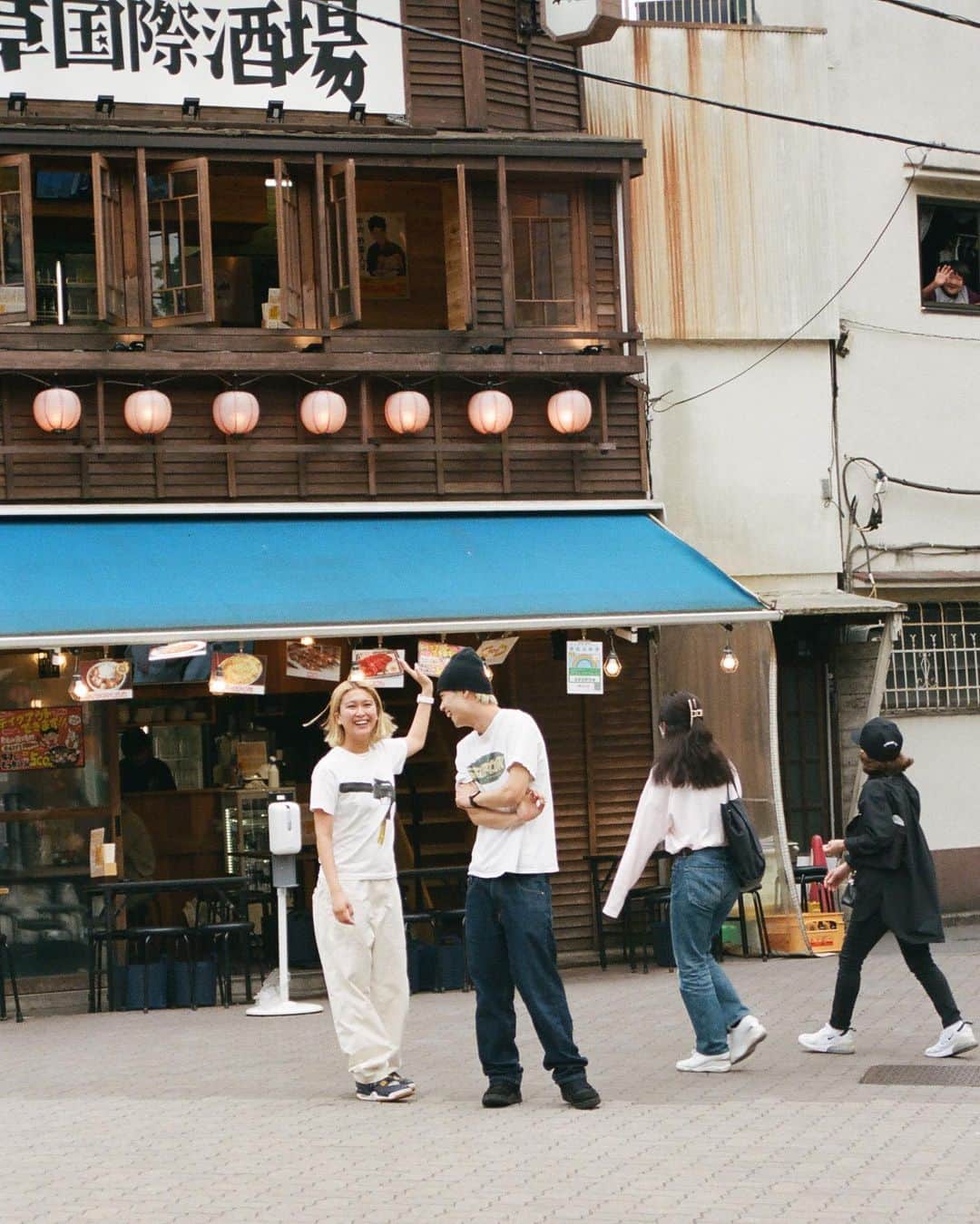 Olliemagazineさんのインスタグラム写真 - (OlliemagazineInstagram)「. 環境問題に向き合った時計が 僕らの日常を支えてくれる -NIXON- Time Teller OPP  @nixon_japan  Photograph _Ryota Chiba Model _ Motoki , Anna  Text&Edit _ Genya Nakamura  #nixon#timetelleropp#olliemagazine#olliemag#ollie#streetculture#street#skateboard#skate#skater#music#hiphop#rap#rapper#art#fashion#graffiti」4月28日 18時57分 - olliemagazine