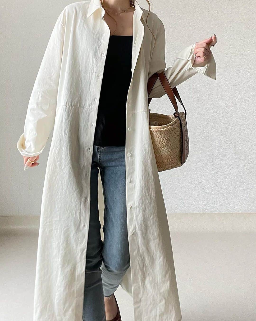 DHOLIC SNAPのインスタグラム：「New arrivals 🛒❕ LOA. @akokako  〜4/29 17:00まで5%off.  気になるアイテムはショッピングタグよりご確認いただけます🏷️」