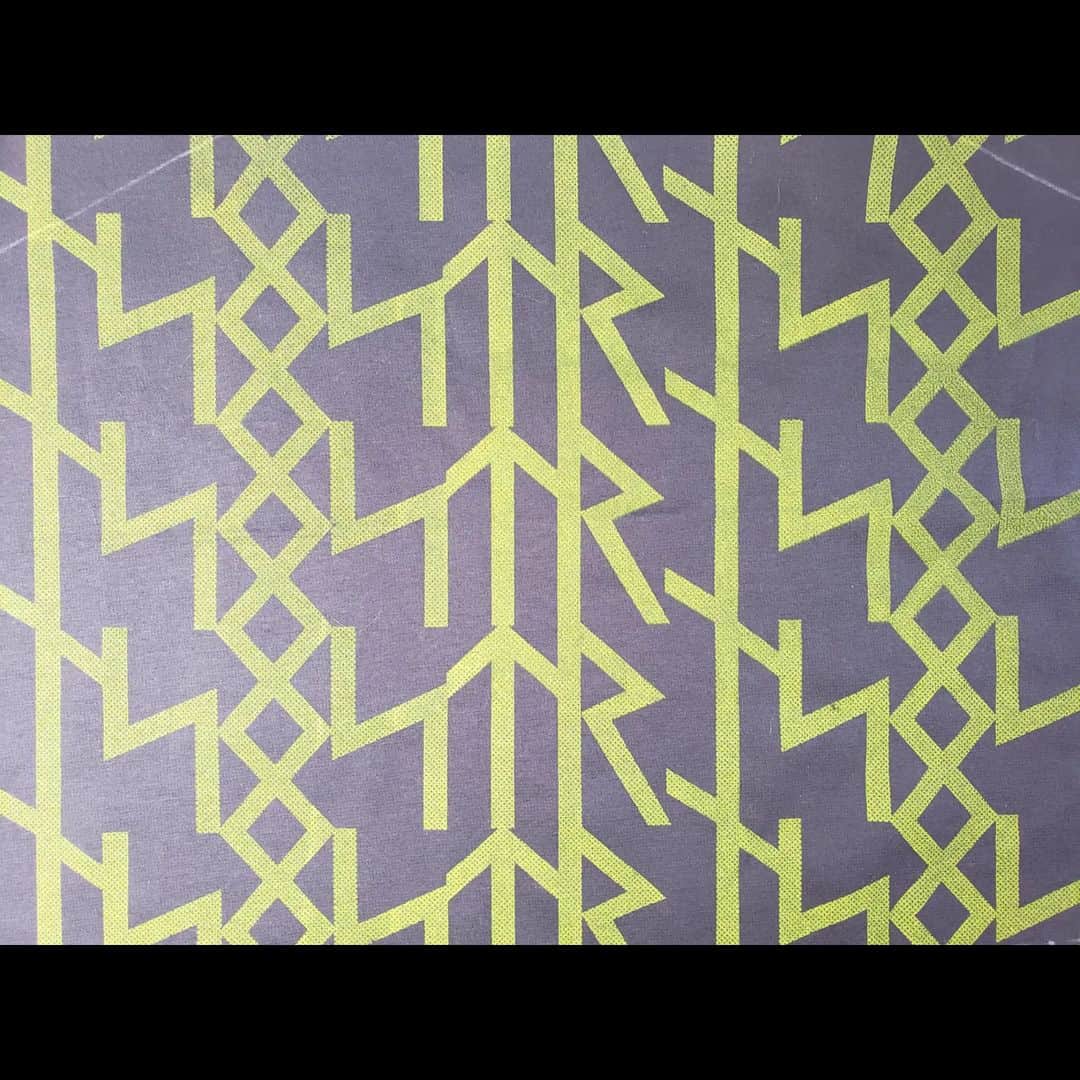 信國太志のインスタグラム：「NEW PATTERN  RESIST STRIPE」
