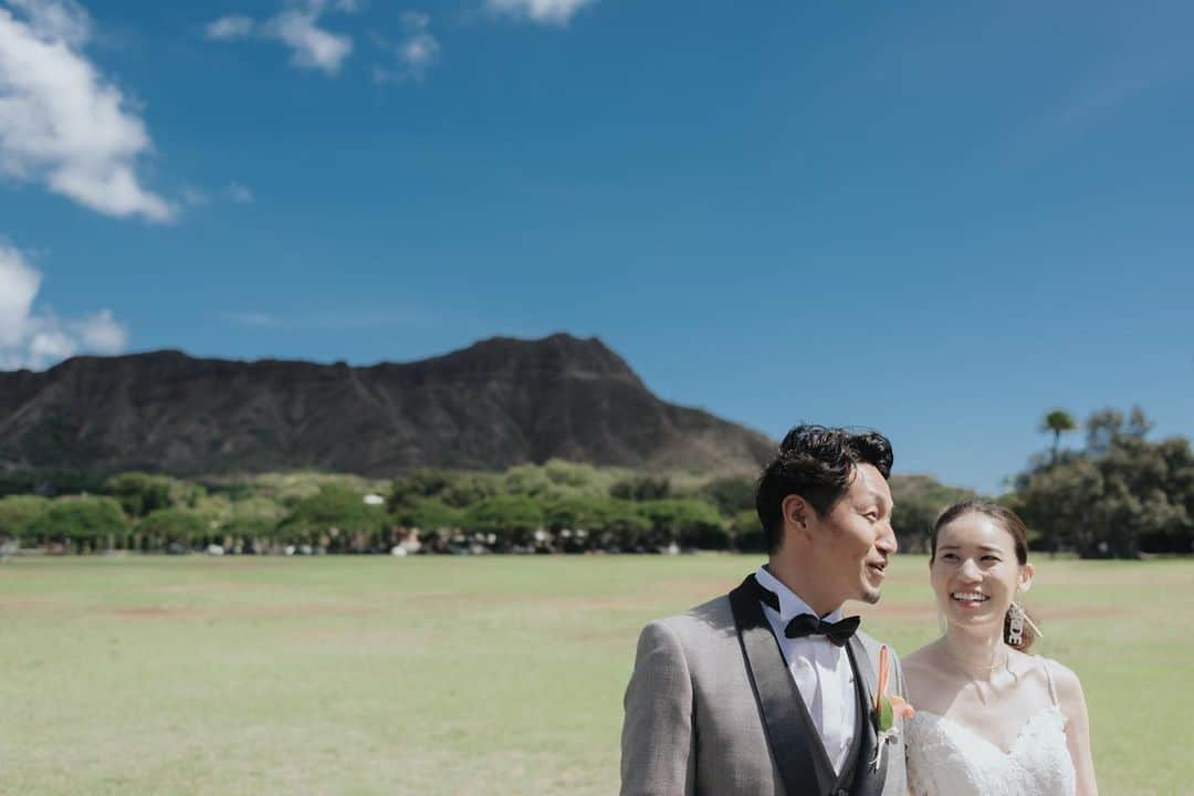 ハワイ挙式のCheersWedding チアーズウェディングのインスタグラム：「. #カピオラニ公園   写真を見たら 気持ちの良いハワイのひざしや 音が蘇りそうです🌿  ************************* 【ハワイ挙式相談会のご案内】 ◎オンライン相談会開催中◎  チアーズウェディングでは、 ご自宅から簡単に参加できる Zoom、LINE、Skypeでの オンライン相談会を実施しております。 . ハワイ挙式をご検討されたばかりの方も、 しっかり準備を進められている方も 是非お気軽にご参加ください☺︎  【ご予約】  HPより、ご希望日時をご予約ください❣️  *********************** 【HP】 https://www.cheerswedding.jp  ☎︎0120-128-828 平日11:00〜19:00／土日祝10:00〜19:00 (水・木曜定休日)  ***********************  ◆ウェディングパーク海外 チアーズウェディングで検索！ https://foreign.weddingpark.net/agentlist/100063/  #cheerswedding  #hawaiiwedding  #チアーズウェディング #ハワイウェディング  #ハワイウェディングプロデュース  #海外ウェディング #リゾートウェディング #ガーデンウェディング  #海外挙式 #ハワイ挙式  #ハワイ婚 #結婚式  #プレ花嫁 #ブライダル #オリジナルウェディング #ウェディングレポート #海外挙式準備  #ハワイ旅行 #ハワイウェディングレポ  #ハワイウェディングフォト  #ハワイフォトウェディング  #ハワイ結婚式  #ハワイ結婚式準備  #ハワイ花嫁  #結婚式写真  #ハワイフォトツアー #ハワイオーダーメイドウェディング」