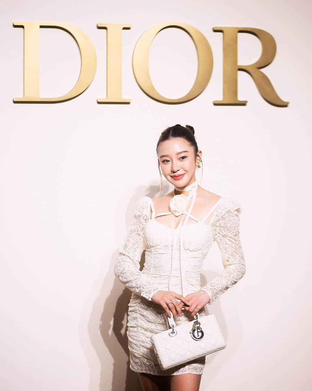 マーイ＝ナパサシ スラワンのインスタグラム：「@Dior 🤍 Gala Night 💫  #dior」