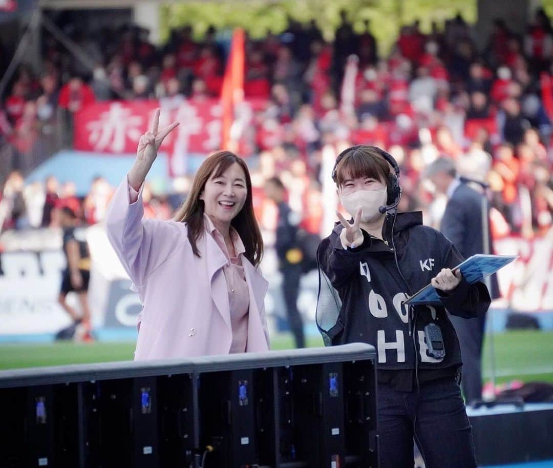 のインスタグラム：「25年目のピッチサイド⚽️❤️」