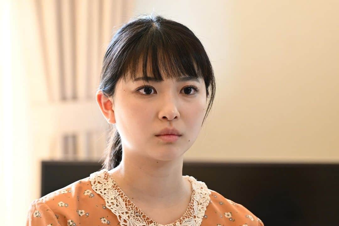 勝利の法廷式さんのインスタグラム写真 - (勝利の法廷式Instagram)「『#勝利の法廷式』🌟5＆6話ゲスト一挙解禁🌟  【5月11日(木)放送 CASE5「 仮面」】 💍橋垣紗世 役 #堀田茜 (蘭の子役時代の友人。国際ロマンス詐欺の被害者)  🙎‍♀️近藤馨子 役 #黒川智花 (会社役員。良太の妻)  🙎‍♂️近藤良太 役 #篠山輝信 (会社経営者)   【5月18日(木)放送 CASE6「 自立」】 👩‍🎓麻生日奈 役 #木下彩音 (浪人生。入試に関する不正を訴えたいと蘭に依頼する)  🏫麻生理香子 役 #中島ひろ子 (日奈の母親。入試に関する不正を訴えたいと蘭に依頼する)  🎓栗原慧太 役 #小宮璃央 (医大の二年生。入試委員長の息子)  ━━━━━━━━━━━━  蘭(#志田未来)が法廷でどんな台本を演じるのか… お楽しみに✨  ／ 今まで放送したCASE1〜CASE3がTVerで全話配信中！ ➡️https://tver.jp/lp/episodes/epcgfur29e ＼  ／ そして、来週5月4日(木) よる11時59分は CASE4「正義」が放送です📺 ＼  #志田未来 #風間俊介 #髙橋優斗 #HiHiJets #ジャニーズJr. #遊井亮子 #市川知宏 #入来茉里 #カトウシンスケ #北乃きい #升毅」4月28日 13時00分 - houtei_drama