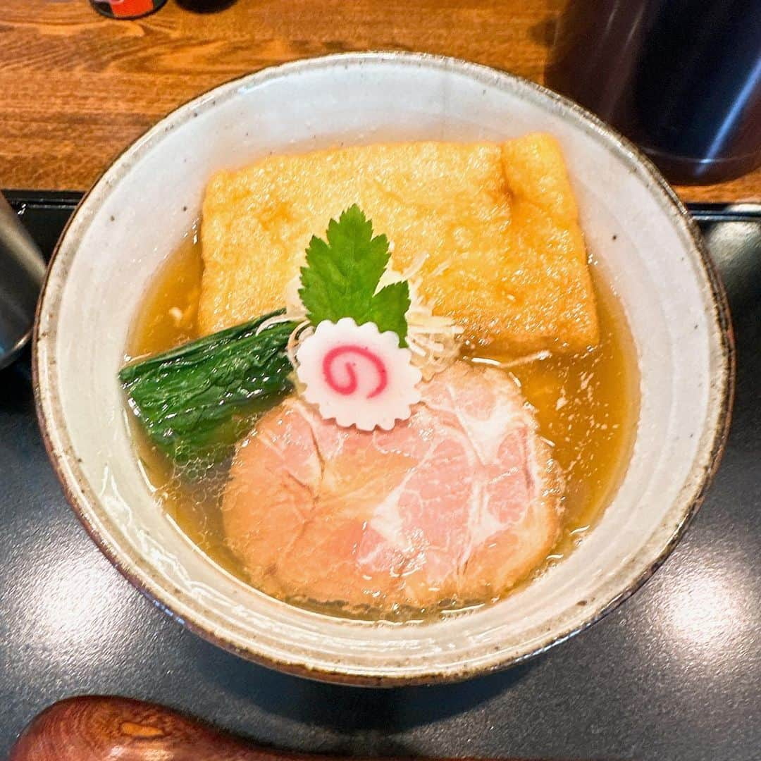 葉山カナさんのインスタグラム写真 - (葉山カナInstagram)「きつね🦊中華蕎麦 すごく美味しかった🥺写真ぶれてるから綺麗に撮るためにもっかい行きたい🍜」4月28日 11時38分 - s2kana02