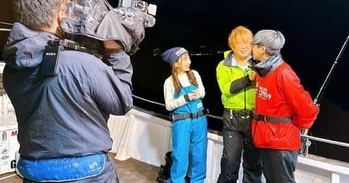 SpaceMonkeysさんのインスタグラム写真 - (SpaceMonkeysInstagram)「皆様にお知らせです！  このロゴを覚えてください(●´ω｀●)  初回放送日 5月21日深夜26時30分 テレビ大阪 新番組我ら怪傑(かいけつ)！マッドフィッシャー放送決定！  釣りバラエティ番組ではございません。バラエティ釣り番組です！！ ガチバラエティで釣り番組です(草  キャストもろもろマッドフィシャー公式インスタグラムをチェック！ ロゴ画像を一回タップするとURL出れくるからそこからレッツゴー！  TVerでも視聴できますので全国各地全員見れるですよ！！！  #我ら怪傑！マッドフィシャー #釣り #魚釣り #バス釣り #新番組 #bassfishingismylife  #bassfishingnation」4月28日 12時33分 - saru_youtube