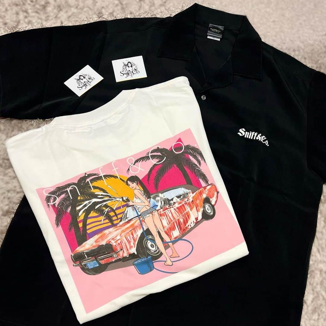 のインスタグラム：「現在オリジナルロンTやシャツでコラボさせていただいている秋田の洋服ブランドSniff&Co. ( @sniff_gram )  今週末4/30(日)は秋田市南通亀の町UP TO YOUでPOP UP STOREを出店されます！ 岩手のコラージュアーティストさんとのコラボPOP UPだそうです✨  スニコさんもお洋服展示されていますのでぜひお立ち寄りください☺️ スニコさんご本人のやわらか〜い感じもぜひ知ってもらいたいなぁ💓  新作商品やノベルティグッズもあるみたいです！私もチラリと顔出す予定です👍🏻 (写真は前回のPOP UPの様子です)  #akita #秋田 #モデルクラブステラ #modelclubstella #model #モデル事務所ステラ #オリジナルグッズ #ロンT #シルキーTシャツ #fukaers #sniffco #popup #亀の町アップトゥーユー #taatuus さん #スニコ さん」