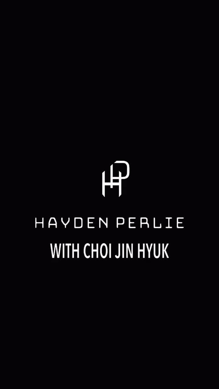 チェ・ジニョクのインスタグラム：「@real_jinhyuk in CHANGE.  Discover more on haydenperlie.com  #HaydenPerlie #ChoiJinHyuk #Eyewear #HPGlobalAmbassador @real_jinhyuk in CHANGE.  Discover more on haydenperlie.com  #HaydenPerlie #ChoiJinHyuk #Eyewear #HPGlobalAmbassador」